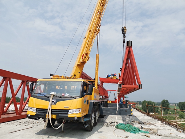 拼裝式架橋機的主要特點
