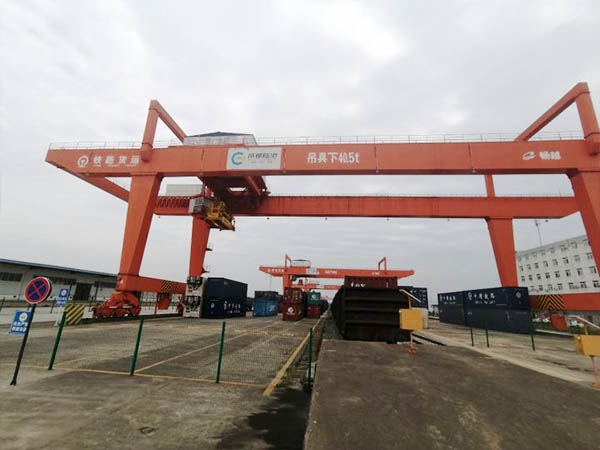 云南龍門吊出租的日常檢查要點。