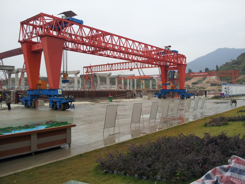 江蘇無錫港口輪胎吊廠家設備承載能力大