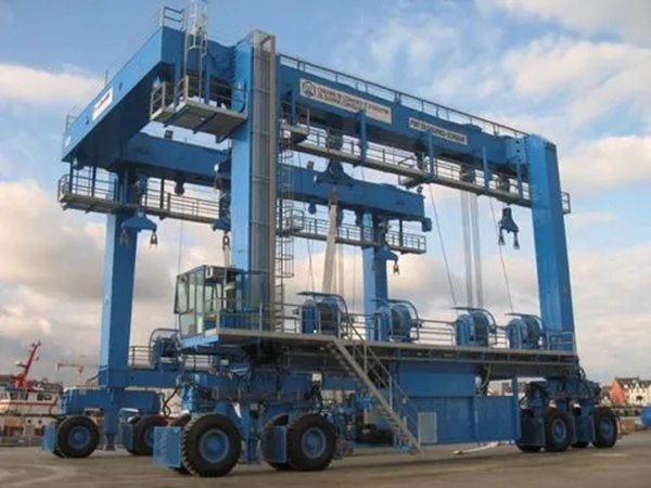 山東德州游艇輪胎吊公司可根據客戶要求制造