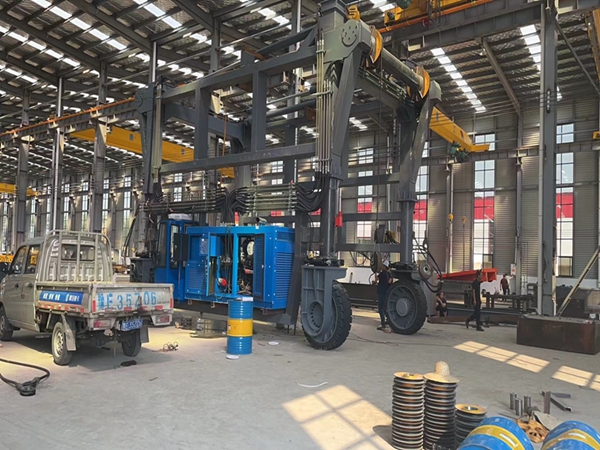 安徽亳州游艇輪胎吊公司游艇輪胎吊安全可靠