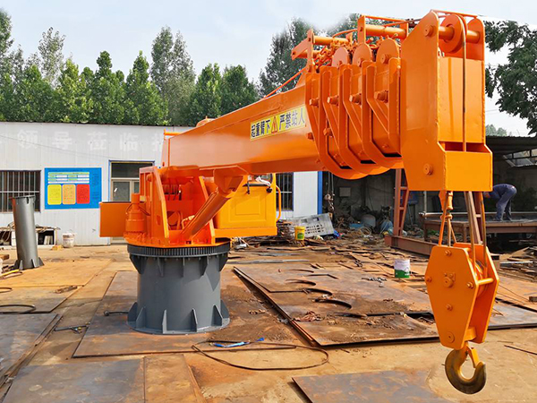 江蘇南通船用起重機(jī)廠家船用起重機(jī)耐腐蝕性強(qiáng)