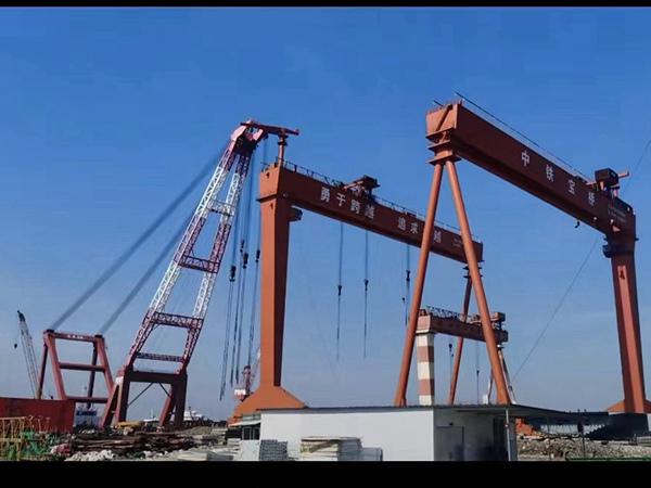 安徽羌湖造船門式起重機廠家造船門式起重機起重量大